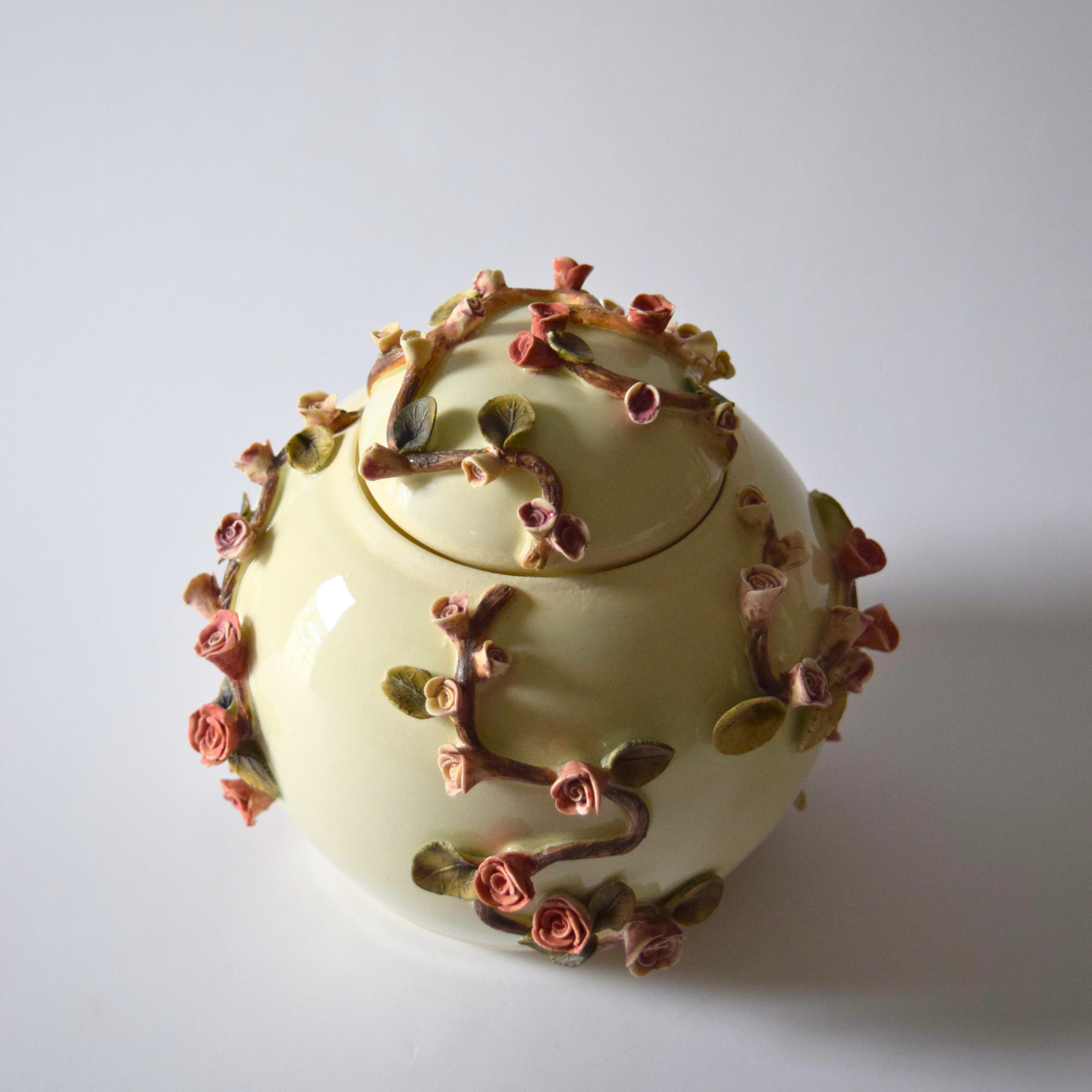 Corn, Wendy - Jar with flowers