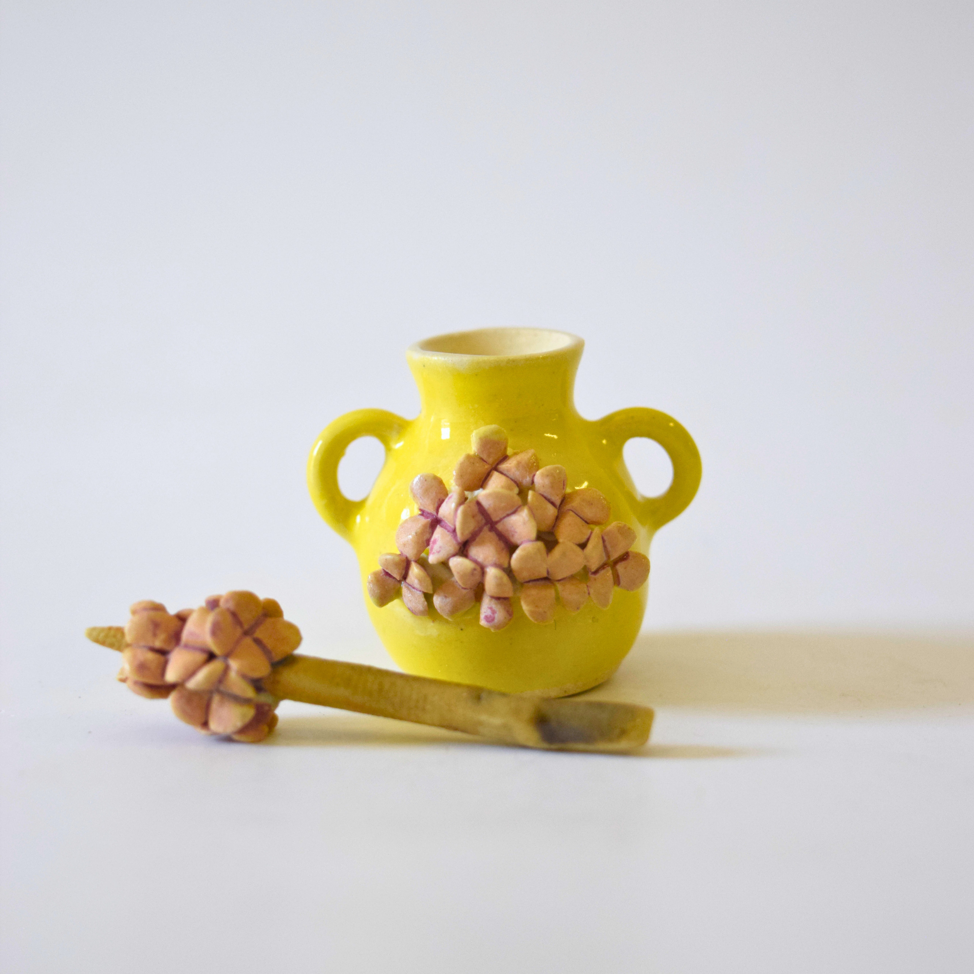 Corn, Wendy - Vase (mini) 13