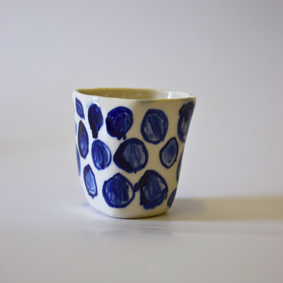 Lanken, Lily - Oblong cast cup 02