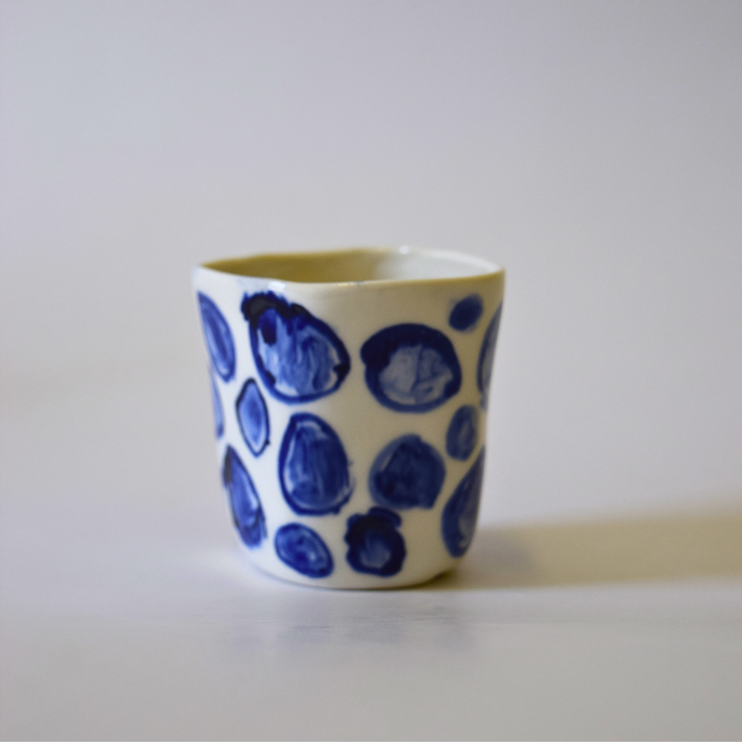 Lanken, Lily - Oblong cast cup 02