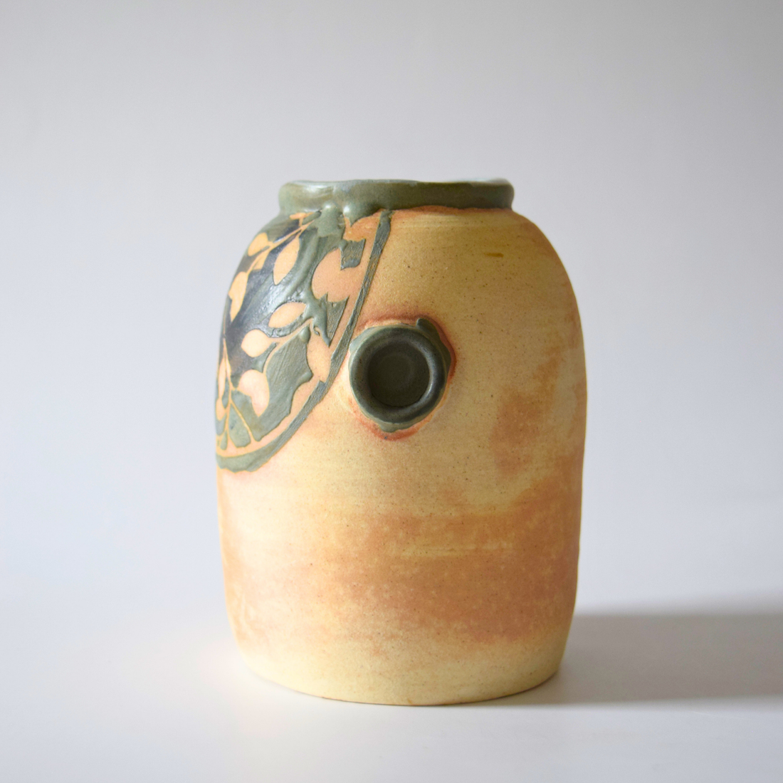 Bouthot, Geneviève - Bonbonne 02