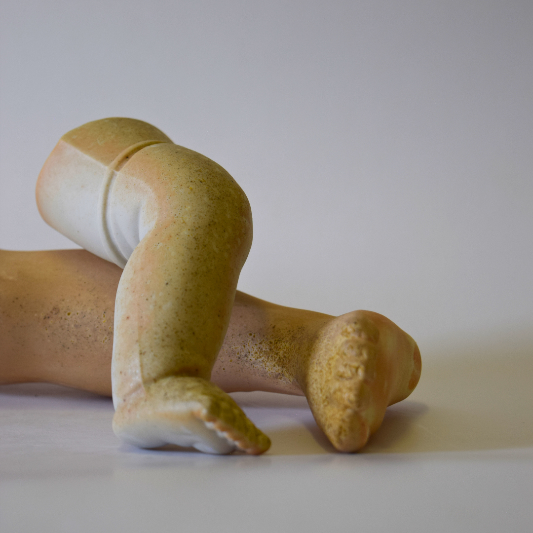 Lanken, Lily - Small doll leg
