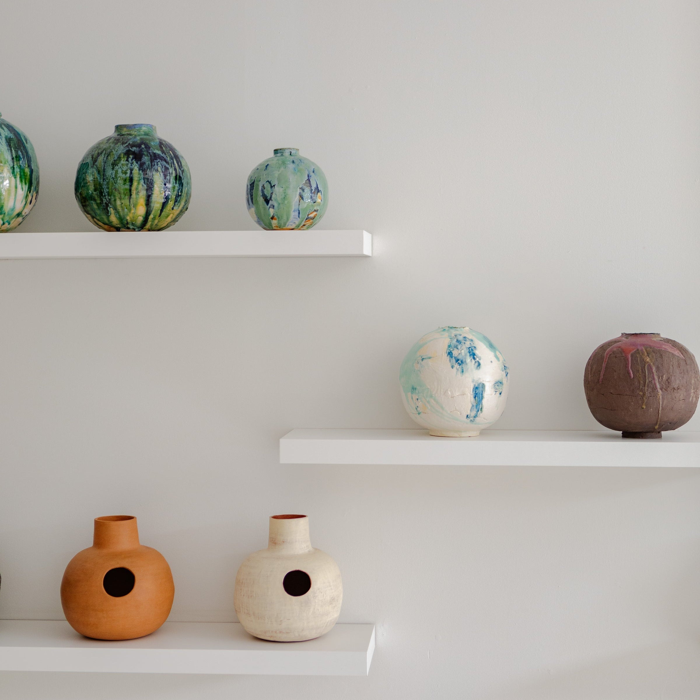 De Jordy, Pauline - Moon Jar PdJ 05