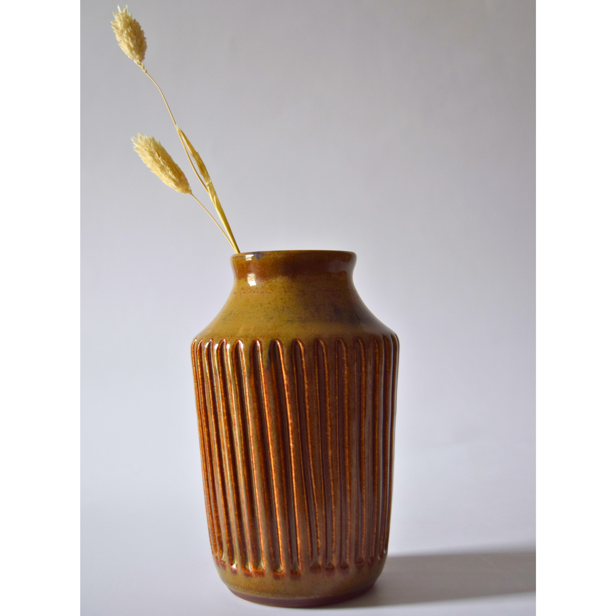 Alemian, Ashod - Vase cannelé / Fluted vase