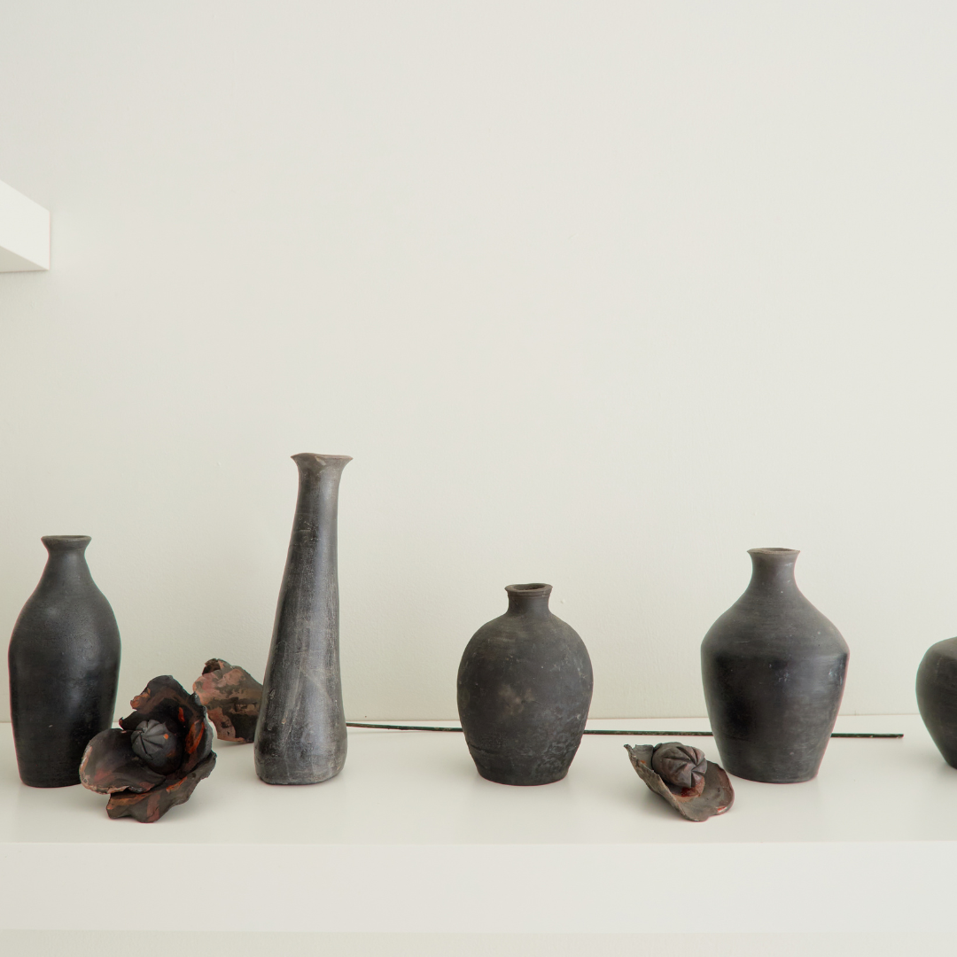 Jaramillo, Maria Luz - Dying Memories III - Vases