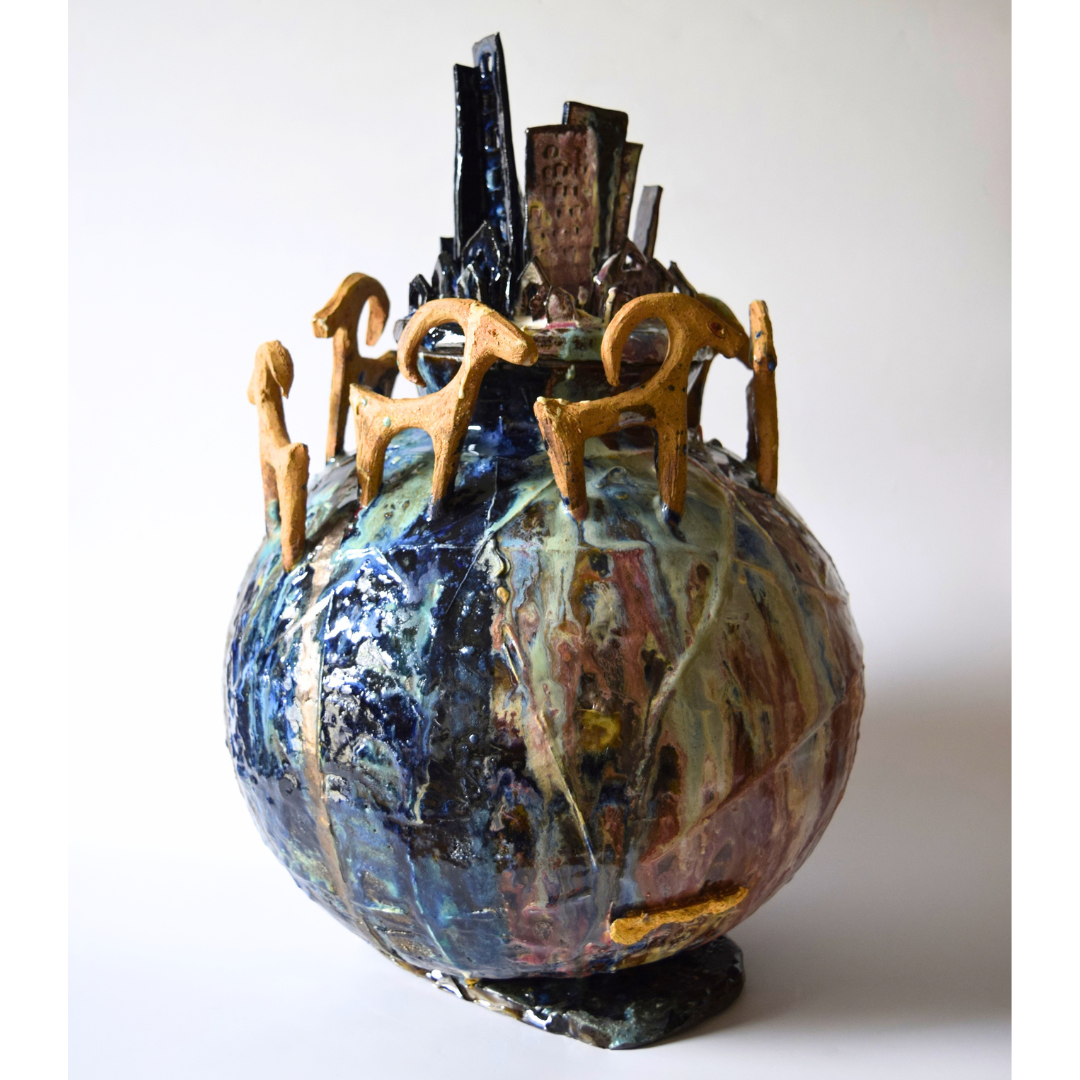 Scope, Gaby - Large globe on slab glazed  "Ambiant"