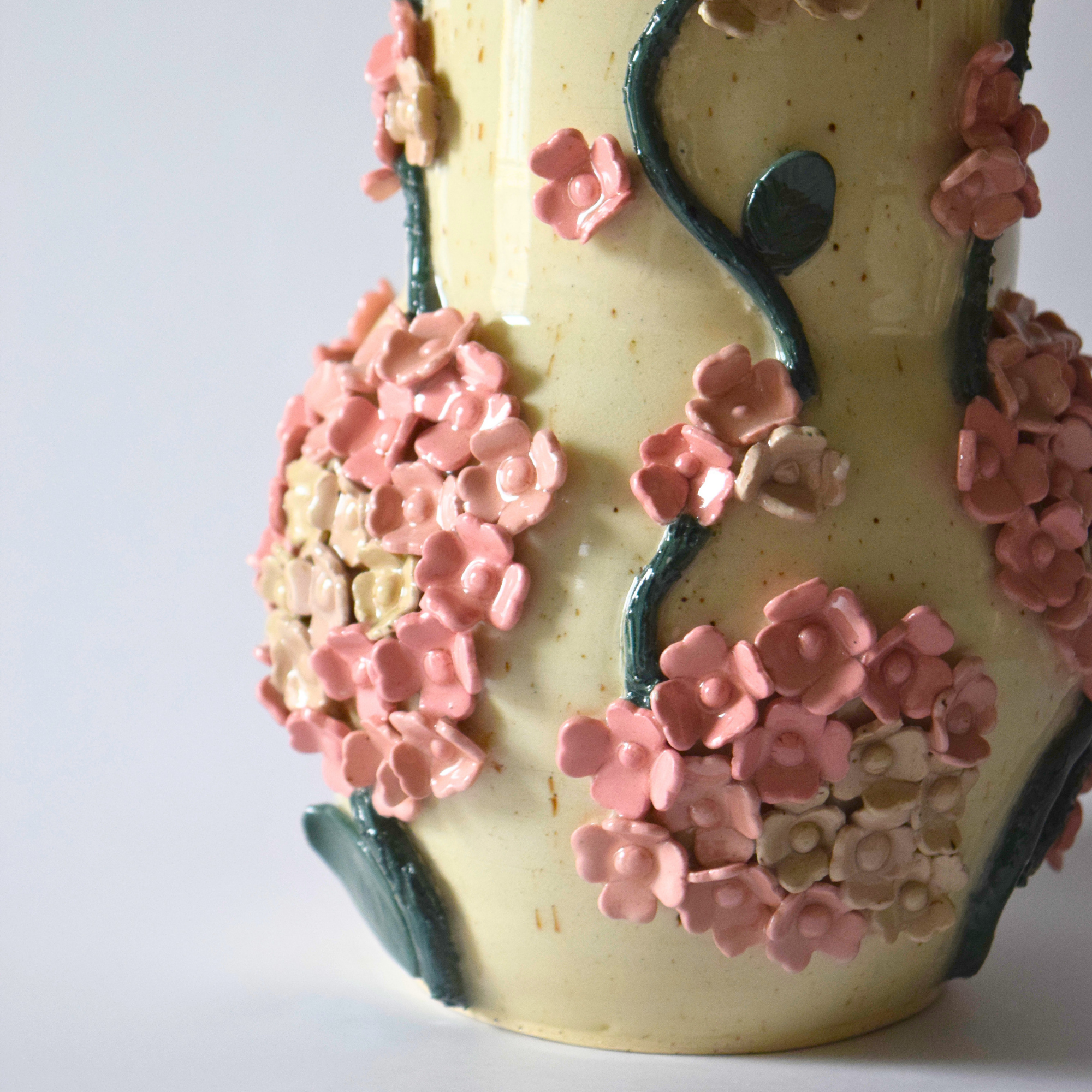 Corn, Wendy - Vase Hydrangeas