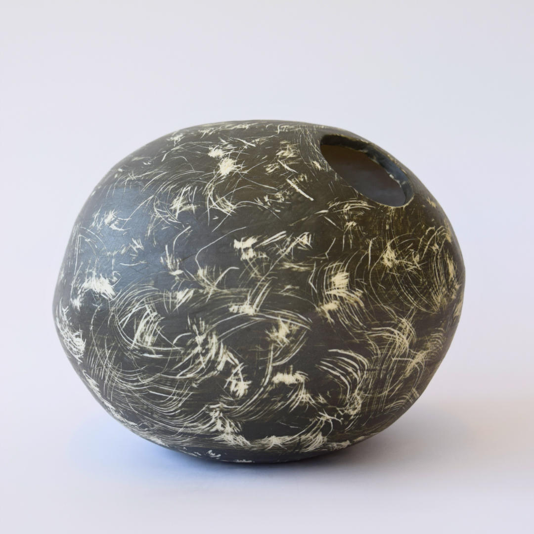 Heravi, Saba - Moon Jar 10