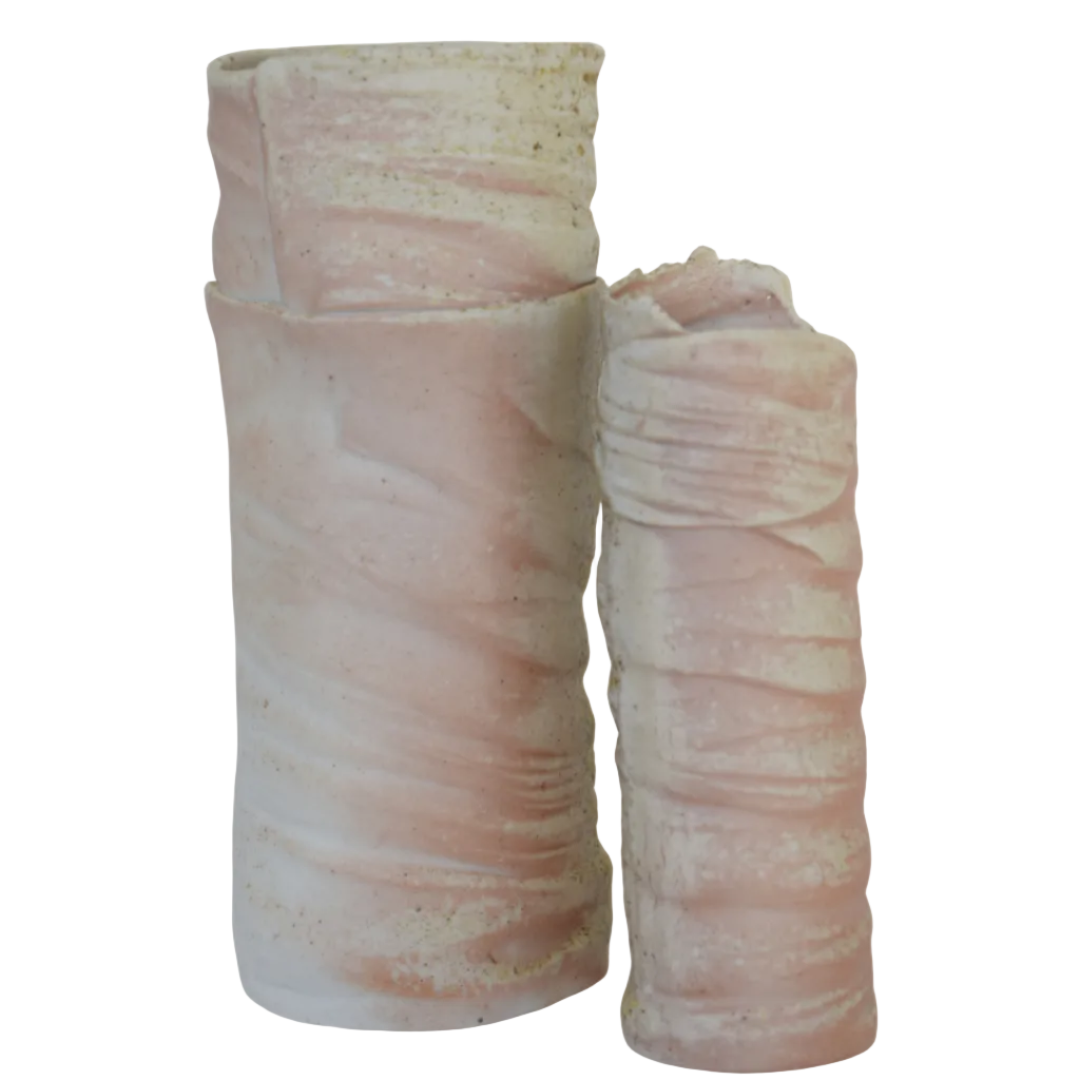Griffin, Margaret – PAIRE de cylindres en plaque ondulée non émaillés / PAIR of unglazed rippled slab cylinders