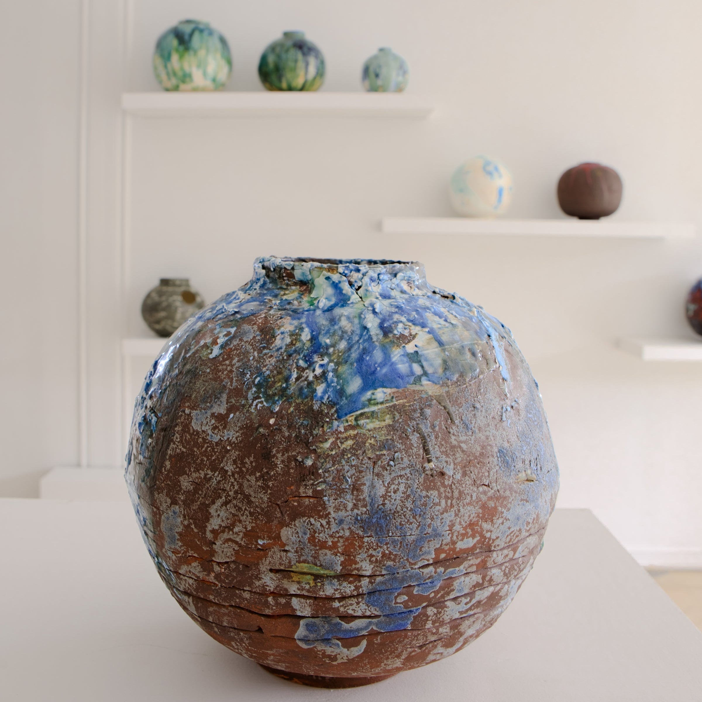 De Jordy, Pauline - Moon Jar PdJ 02