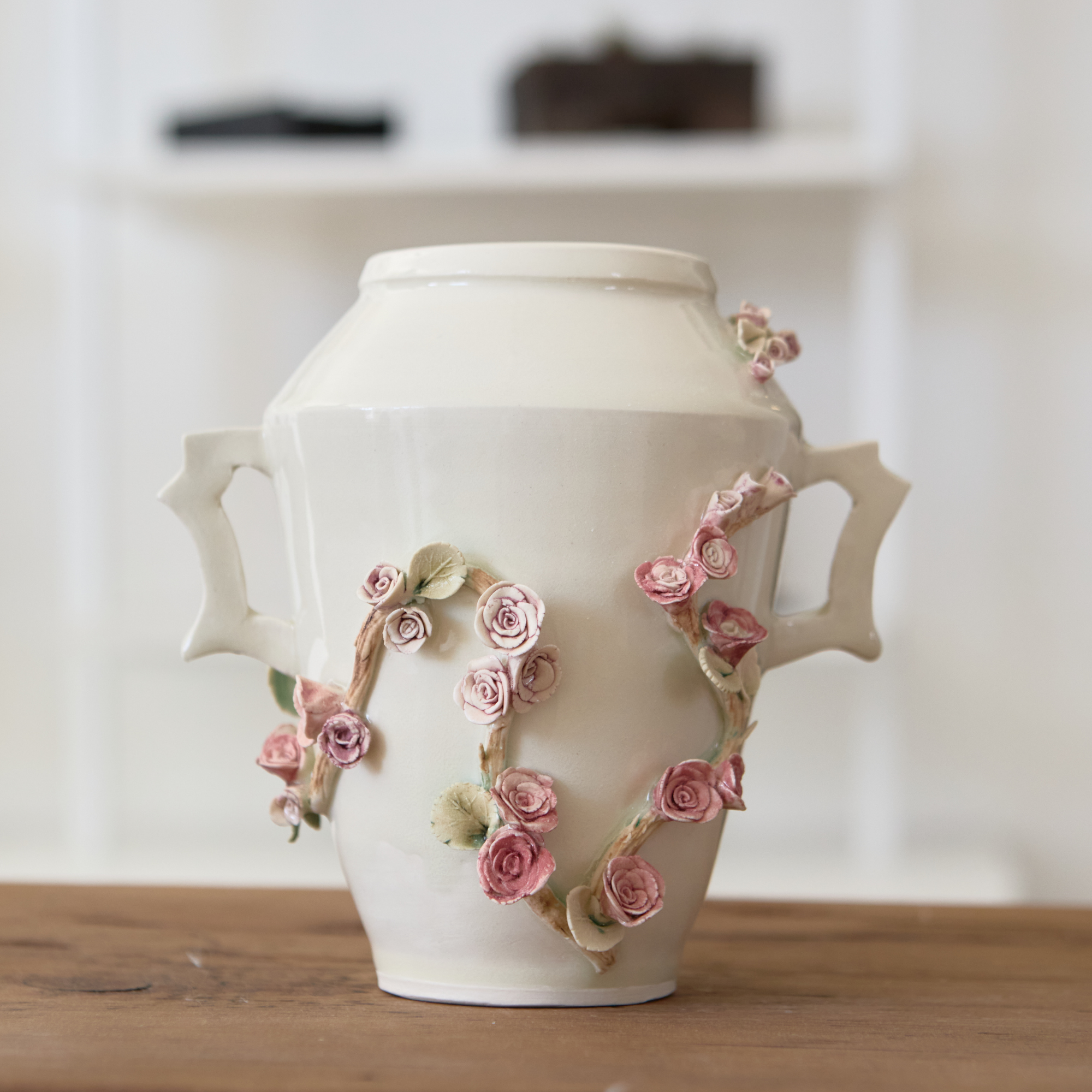 Corn, Wendy - Vase with roses and handles
