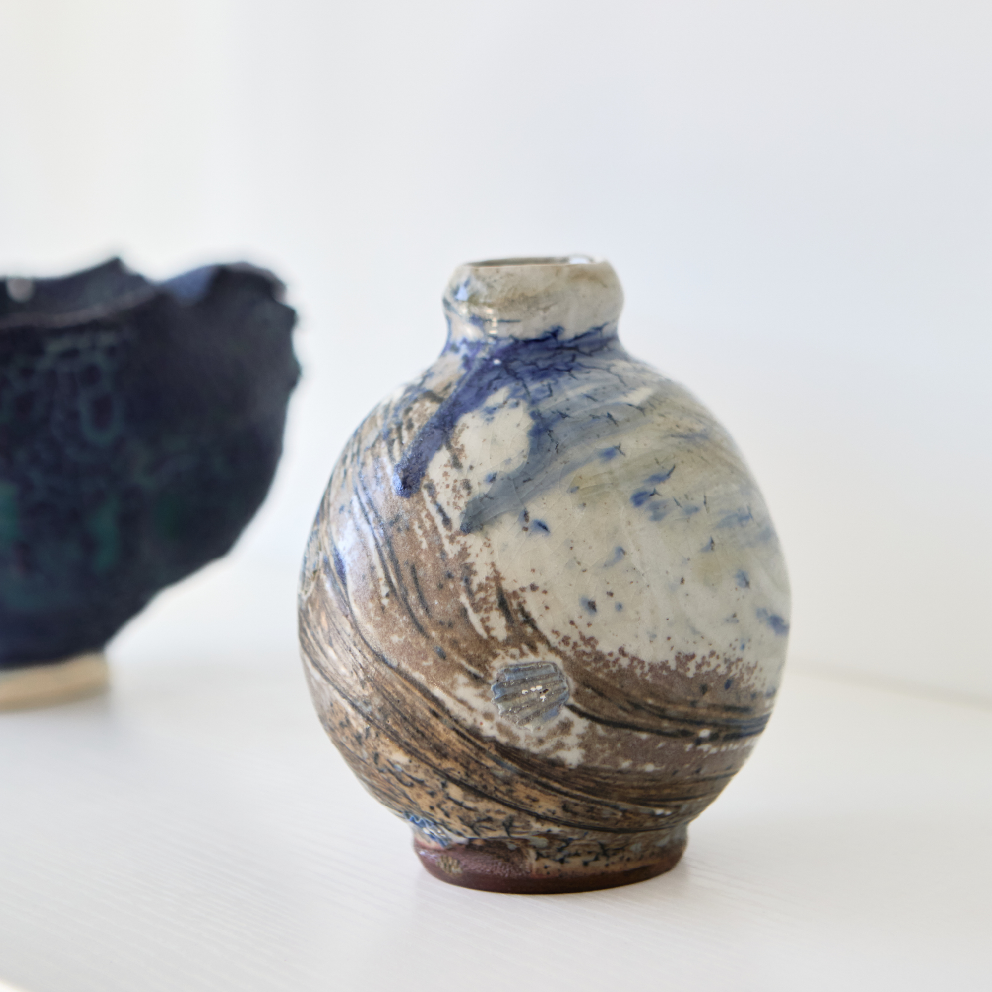 Goddard, Don - Stoneware Vase/Vase en gres 18