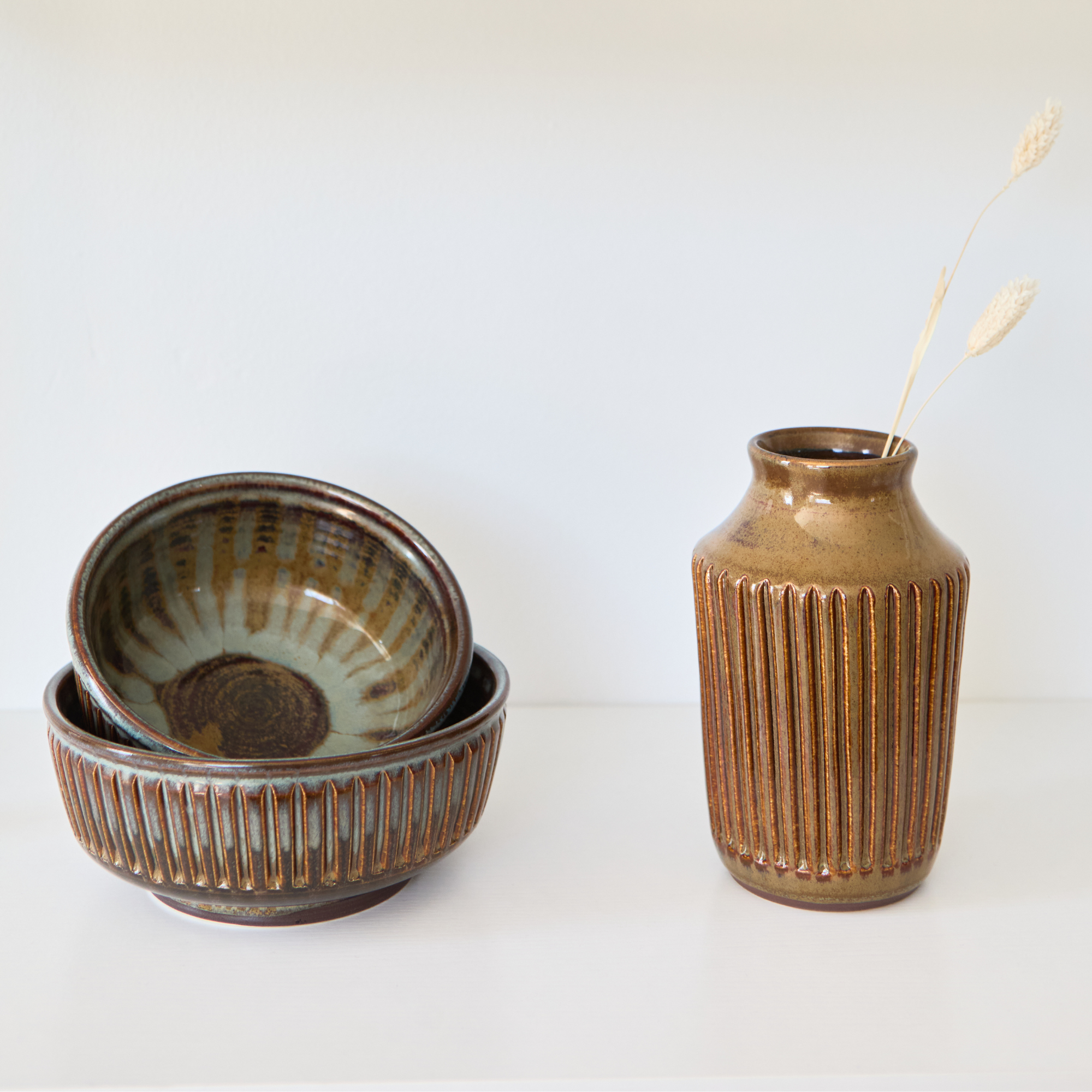 Alemian, Ashod - Fluted Bowl (brown) small