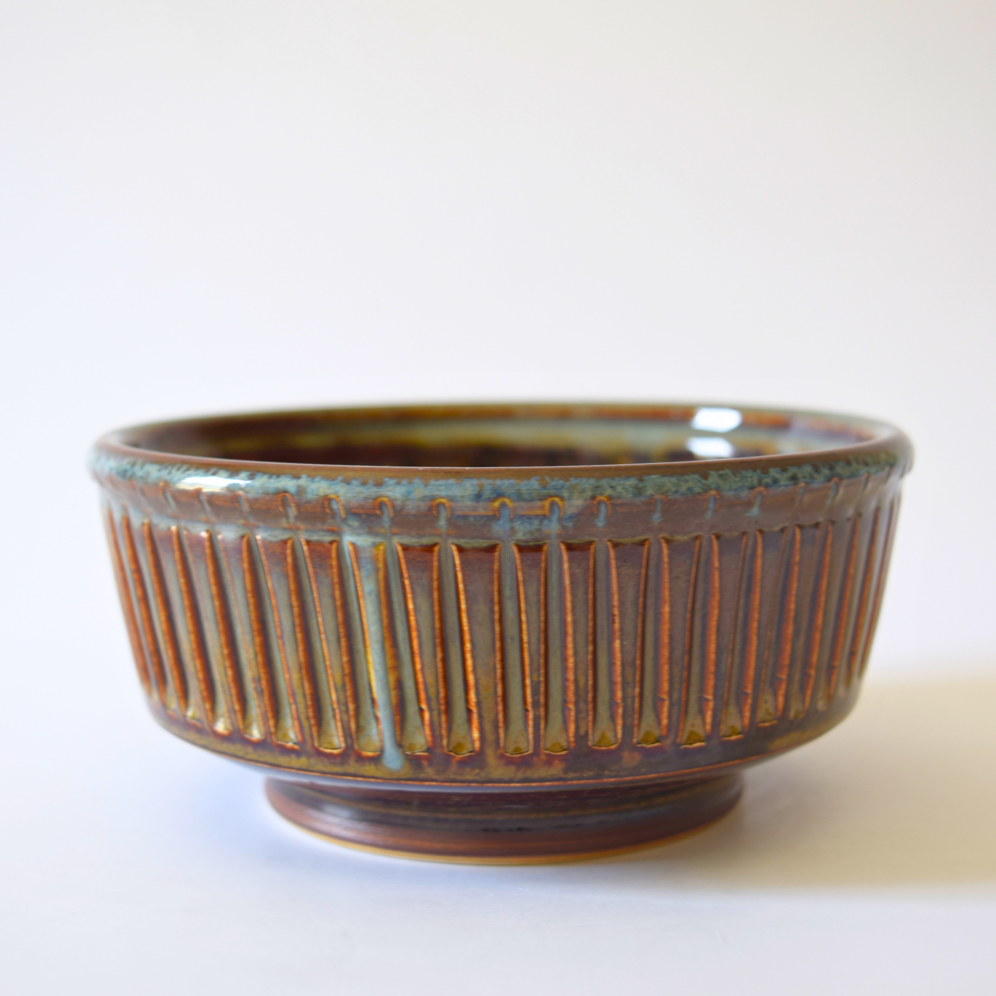 Alemian, Ashod - Fluted Bowl (brown) small